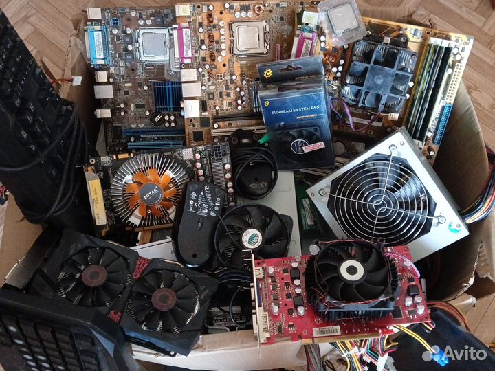 Огромная коробка комплектующих, Доставка