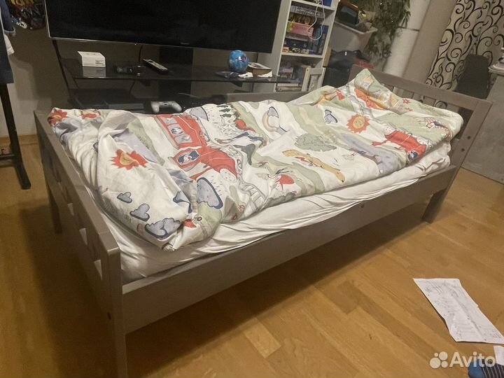 Детская кровать IKEA с матрасом