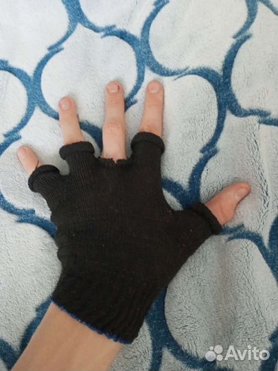 Перчатка из игры Atomic Heart косплей