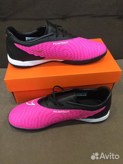 Футзалки Nike