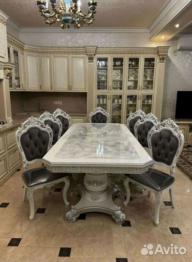 Cтолы и Стулья