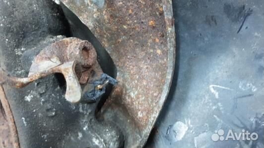 Ступица задняя левая audi A8 D3 (LNT04MH01)