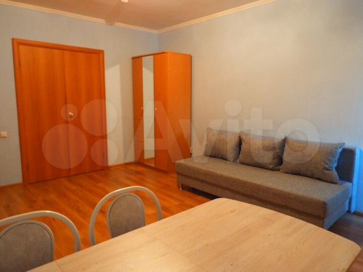 3-к. квартира, 73 м², 1/14 эт.
