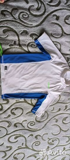 Солнцезащитная футболка для плавания р.104