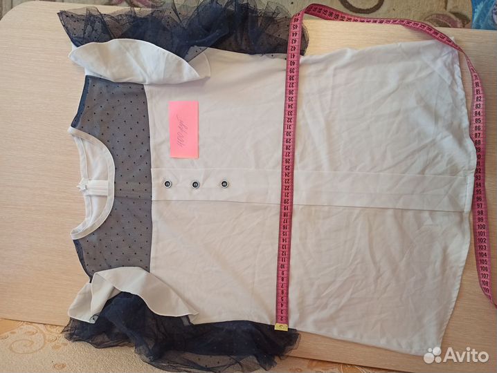 Продам школьную одежду для девочки