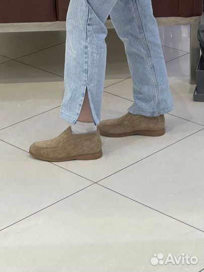 Женские ботинки