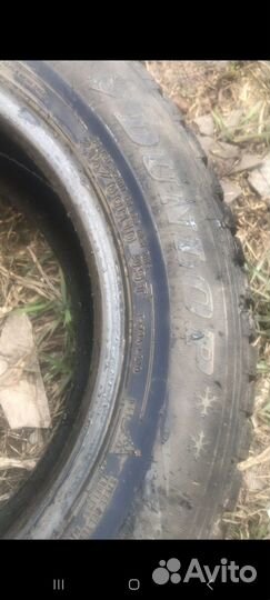 Dunlop SP Winter Ice 02 215/60 R16