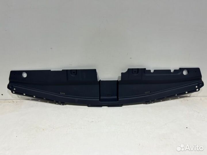 Накладка замка капота