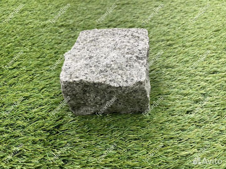 Цельноколотая брусчатка из гранита. От 100 м2