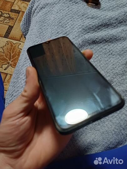 Samsung Galaxy A40, 4/64 ГБ