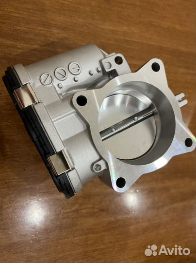 Дроссельная заслонка Volvo V70 S60 XC90