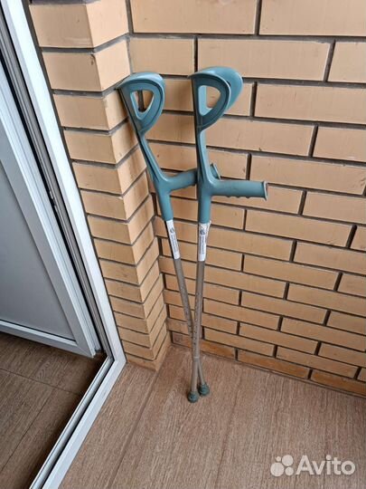 Костыли под локоть