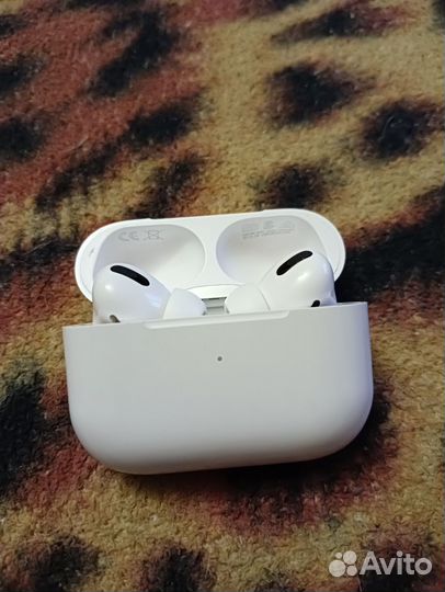 Беспроводные наушники Apple AirPods Pro