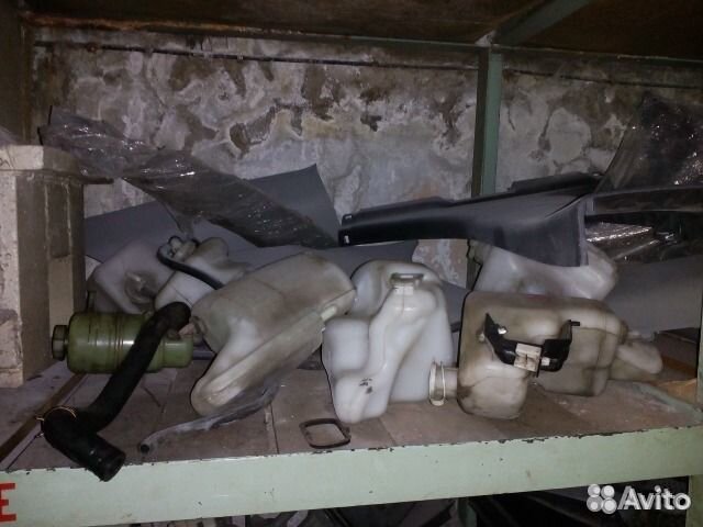 Расширительный бачок MN156097 митсубиси лансер 10