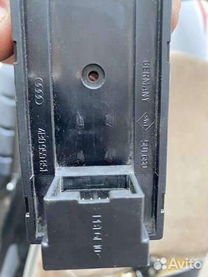 Блок кнопок стеклоподьемников