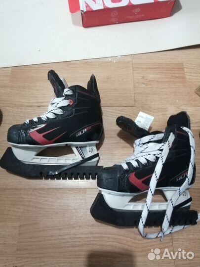 Коньки хоккейные детские