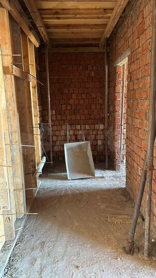 2-к. квартира, 72 м², 2/4 эт.