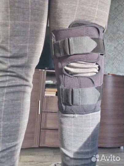 Коленный ортез