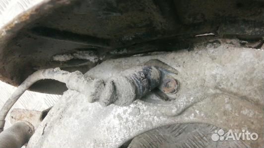 Ступица передняя правая volkswagen passat B6 (BDN1