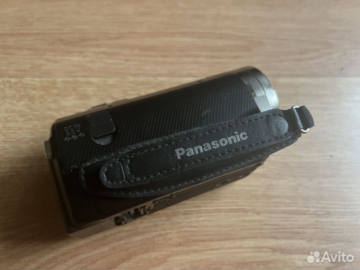 Видеокамера Panasonic HC-V500 c ньюансом