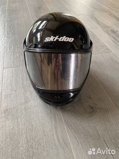 Снегоходный шлем