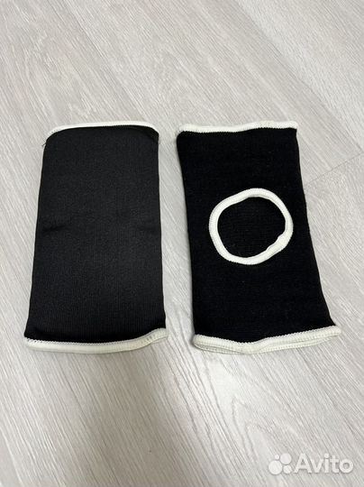 Налокотники для фигурного катания