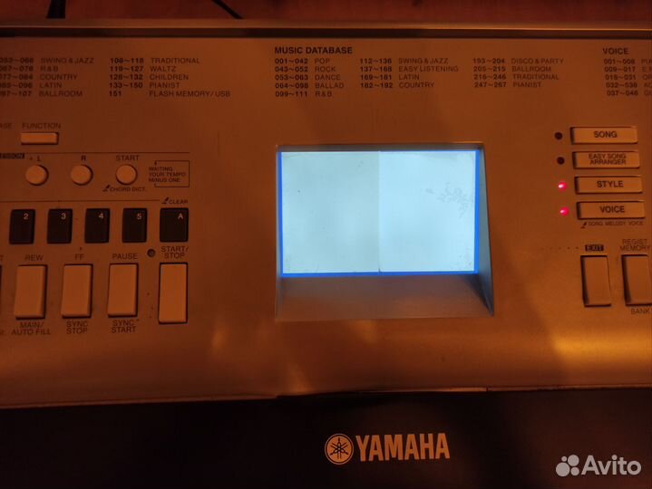 Синтезатор (цифровое пианино) Yamaha dgx-520