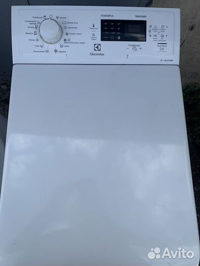 Стиральная машина Electrolux 7 кг вертикальная