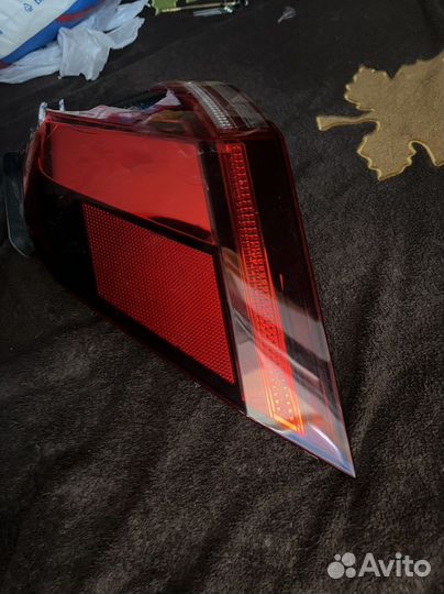 Задний левый фонарь на VW Tiguan 2016-2020