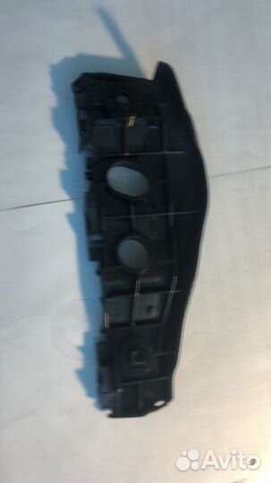 Кронштейн бампера Toyota Corolla 150 передн.левый