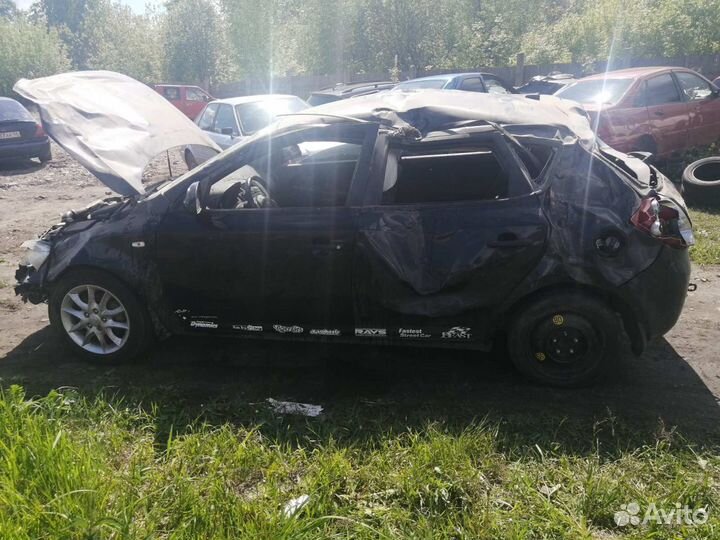 Запчасти Б\У Kia Cee'd хэтчбек 1.4 (G4FA)