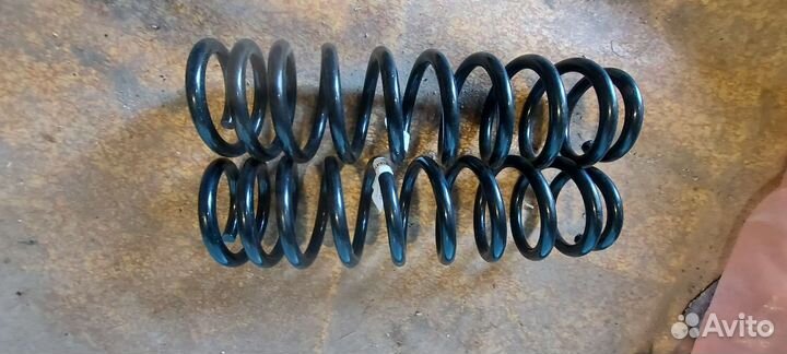 Пружина амортизатора