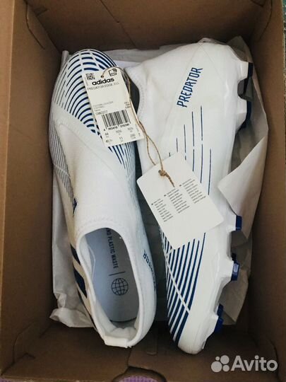 Футбольные бутсы adidas