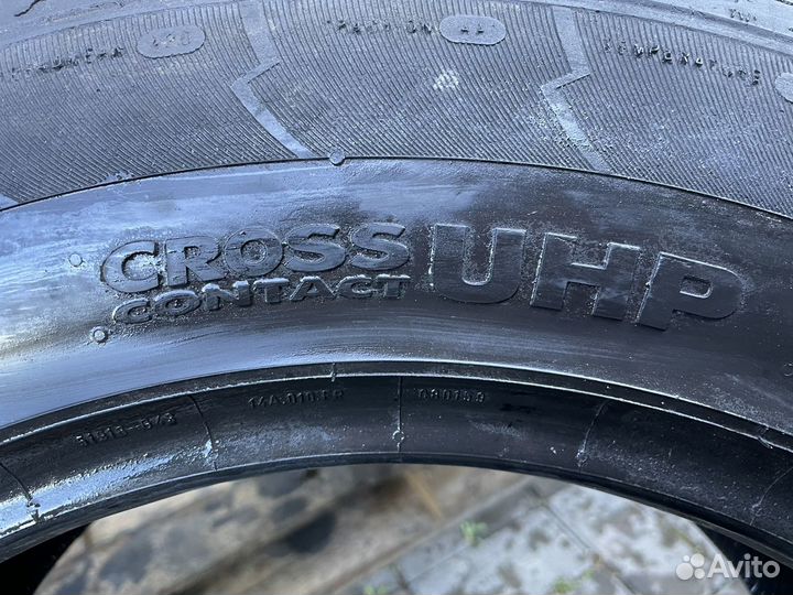 Continental ContiCrossContact UHP 235/65 R17