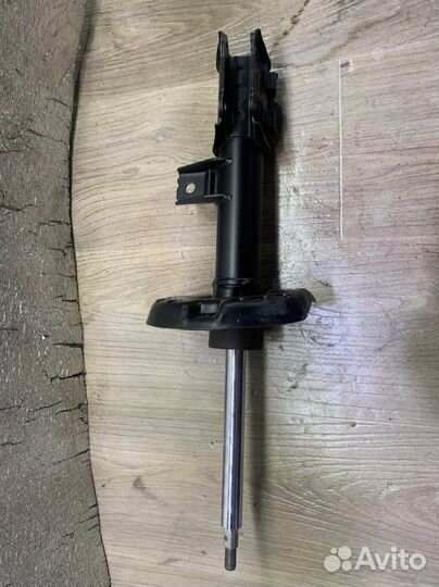 Амортизаторы передний 54650-1H600 Hyundai i30