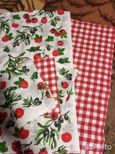 Кухонные полотенца,разные