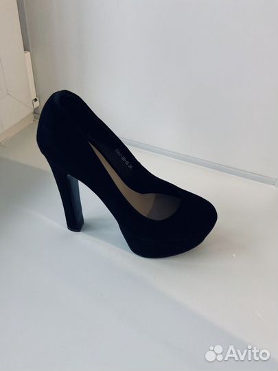 Женские туфли