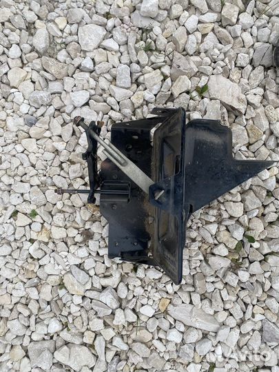 Крепление аккумулятора LADA vesta