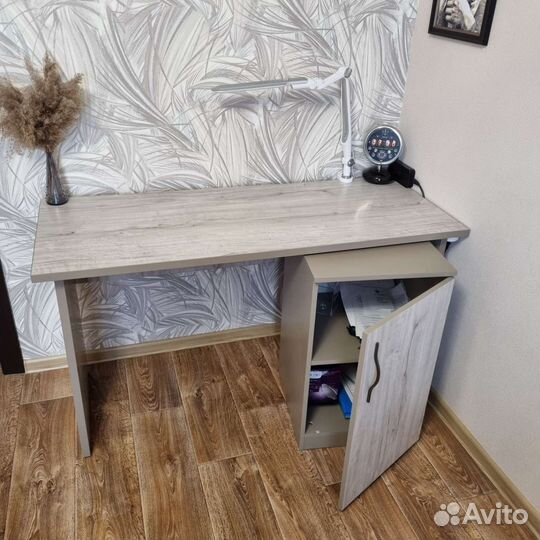 Тумба под письменный стол