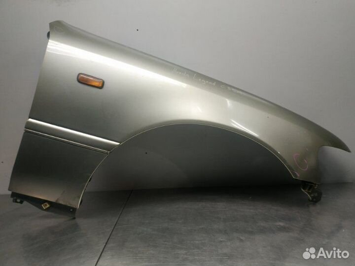 Крыло переднее переднее правое Honda Legend C35A