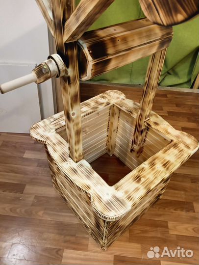 Колодец декоративный