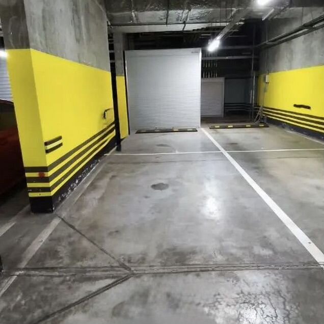 Машиноместо, 28 м²