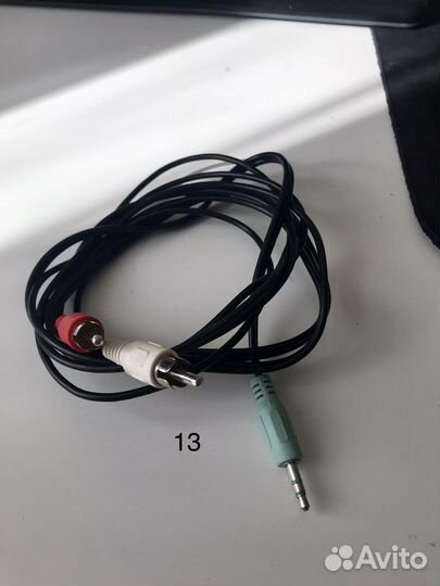 Кабели. Наушники. Зарядка