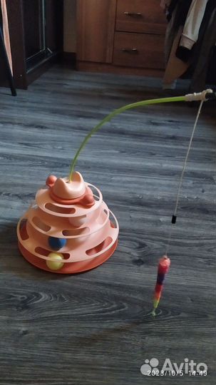 Игрушка-пирамидка для кошек