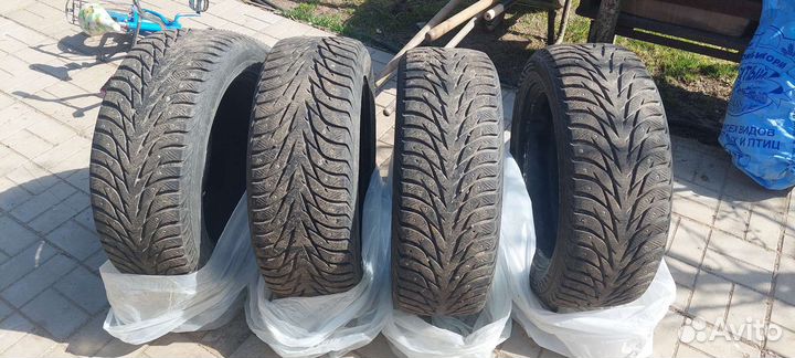 Yokohama Ice Guard Stud IG55 235/55 R18 104T