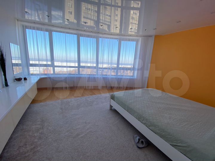 2-к. квартира, 67 м², 15/19 эт.