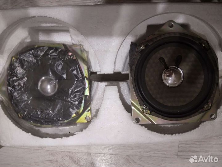 Магнитолла