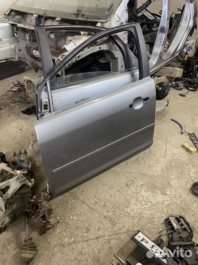 Передняя левая дверь ford focus 2 дорестайлинг
