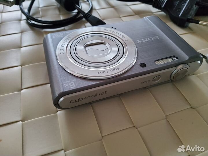 Фотокамера Sony