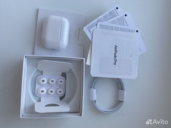 Airpods pro 2 обновленная версия новые